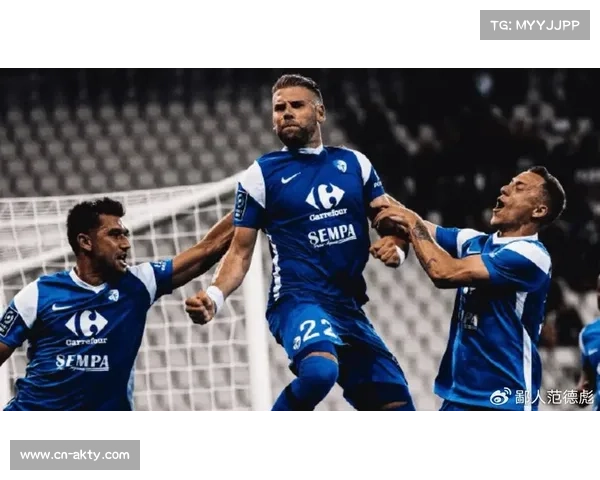 四届意甲金靴因莫比莱加盟巴黎FC,35岁前锋转战法甲