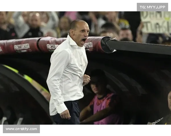 球迷向维尼修斯投掷香蕉，罚款5000欧并禁赛一年