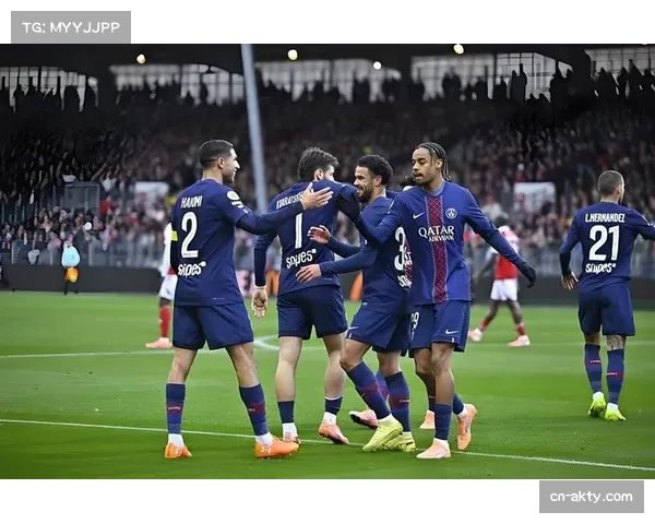 巴黎圣日耳曼1-2不敌里昂，恩德里克传射难救主